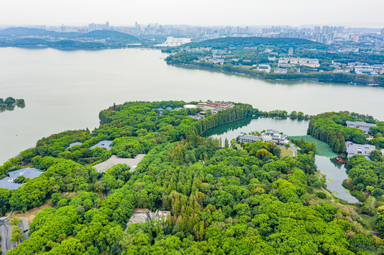 航拍武汉东湖风景区听涛景区