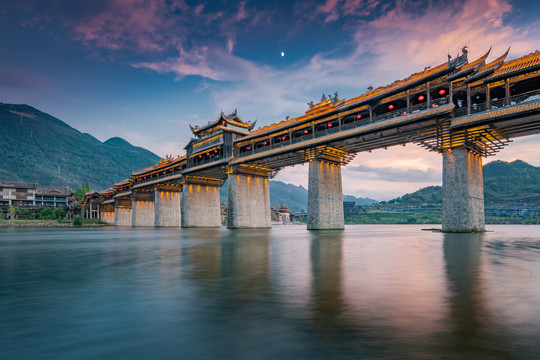 重庆濯水风雨廊桥