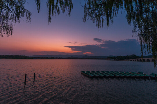 昆明湖夜景
