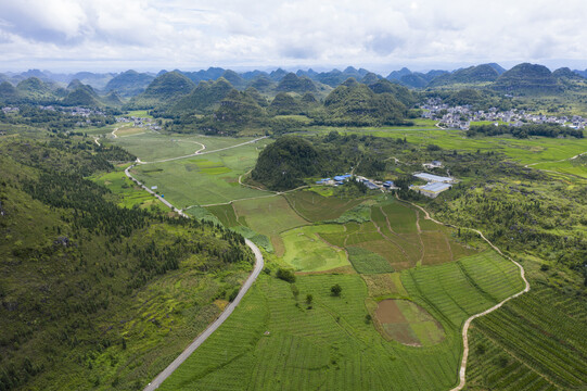 贵州双乳峰景区