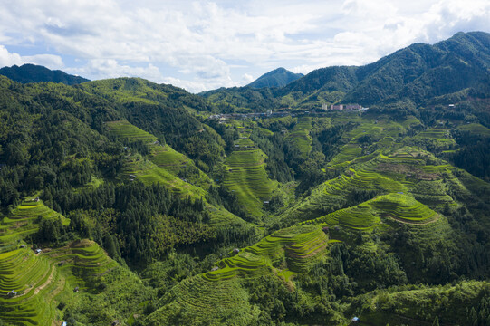 山区自然风光