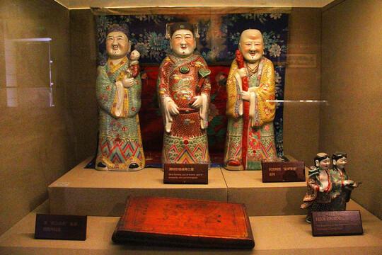 福禄寿瓷像