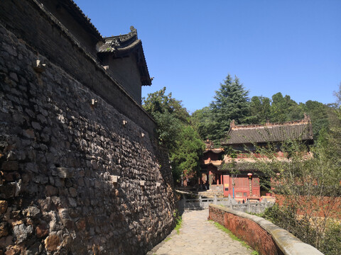 风穴寺寺内一角