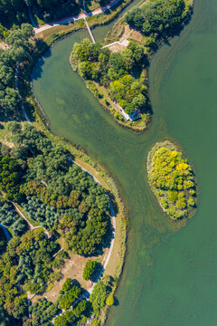 航拍郑州龙子湖公园湖泊湿地