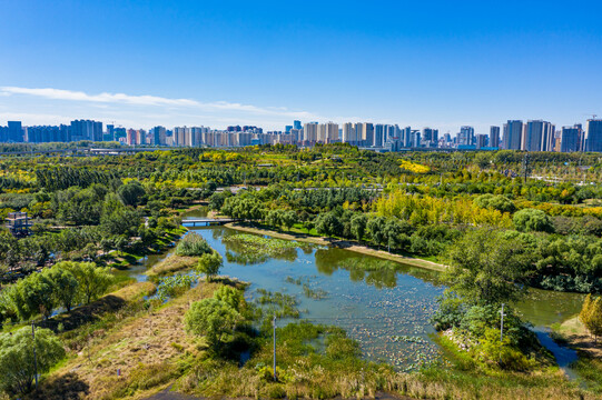 航拍河南郑州北龙湖湿地公园