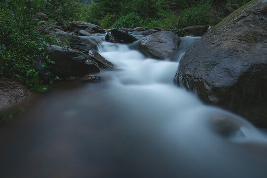 小溪流水慢门