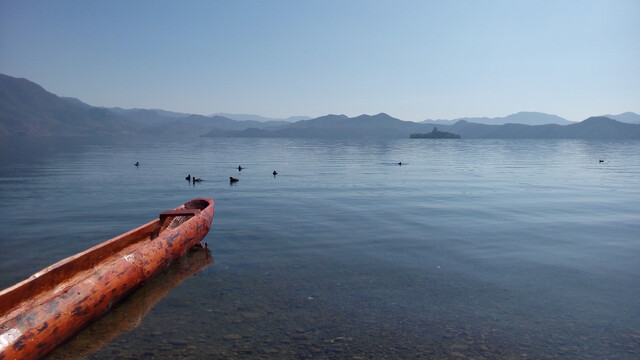 湖水湖面