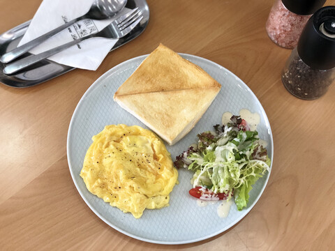 餐饮