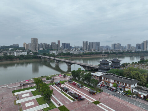 乐山岷江一桥