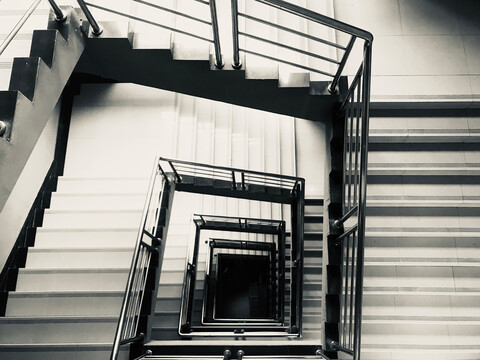 回廊楼梯