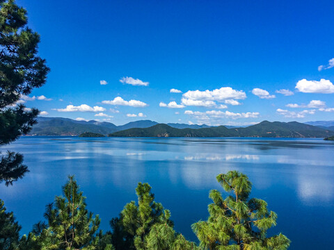 泸沽湖