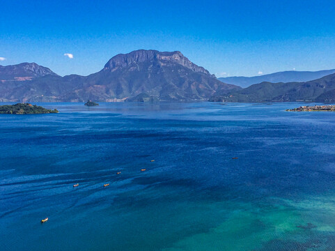 泸沽湖