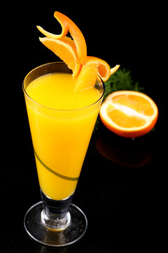 鲜柳橙汁