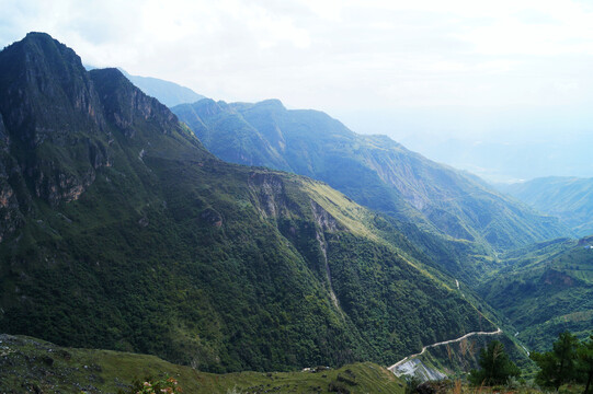 山崖绝顶