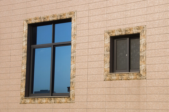 瓷砖外墙玻璃窗