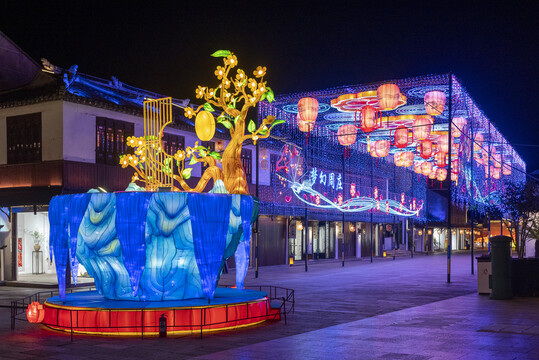 周庄古镇花灯夜景