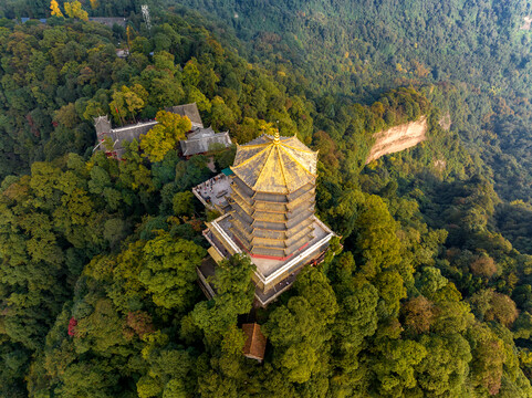 青城山古建筑航拍视角