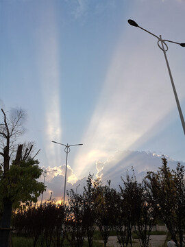 夕阳银光