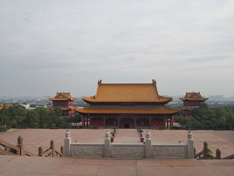 香山普门禅寺大慈悲殿南视景