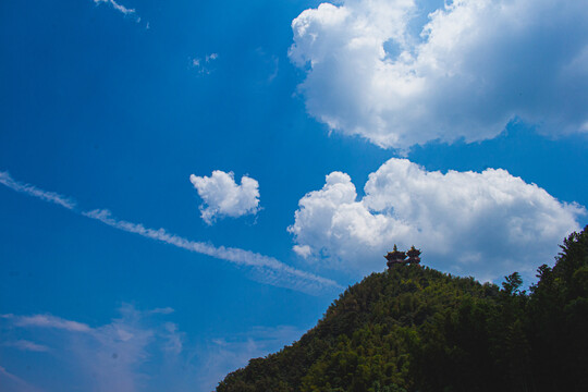 青山古塔