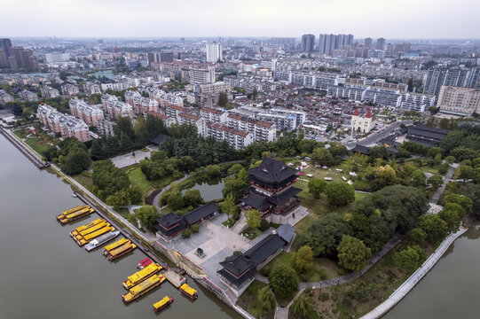 航拍江苏泰州城市建筑天际线