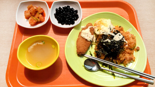 韩式鱼排煎蛋炒饭套餐