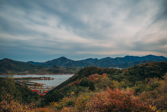 金海湖北山步道远眺金海湖