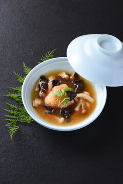 菌菇虾滑汤