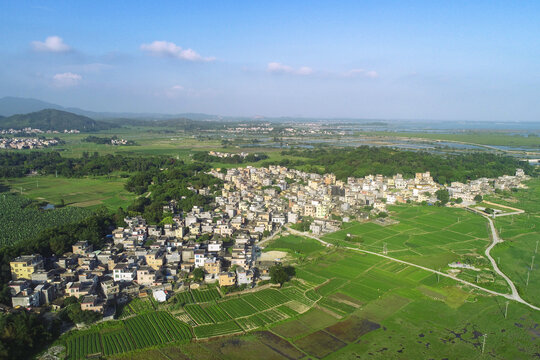 濠山村