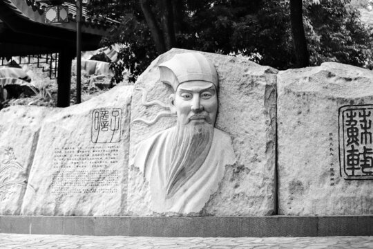 苏轼苏东坡雕像
