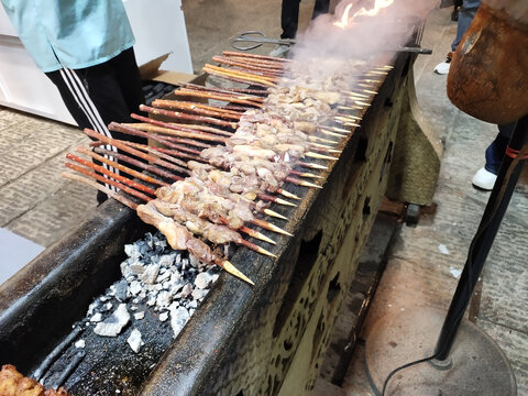 烤羊肉串