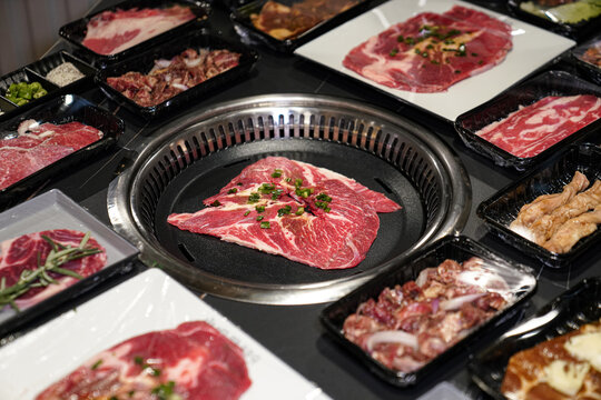 烧烤烧肉烤肉肥牛五花牛排