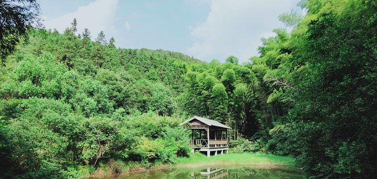 深山木屋