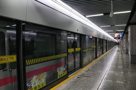 上海世博大道地铁站