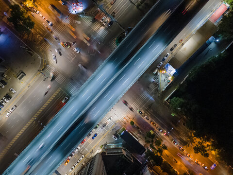城市交通路口航拍夜景