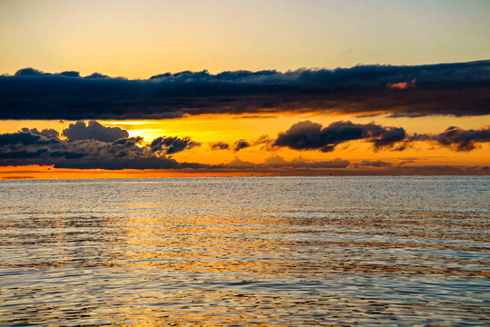 青海湖夕阳