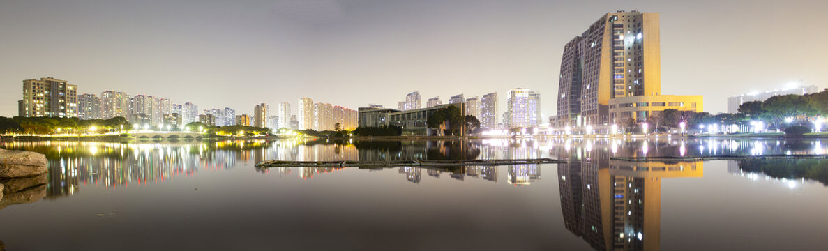 昆山时代大厦夜景