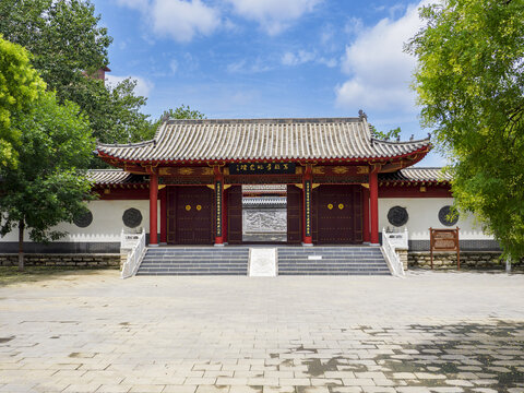 沧州东光铁佛寺