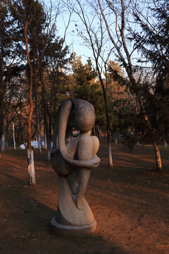 公园里的雕塑