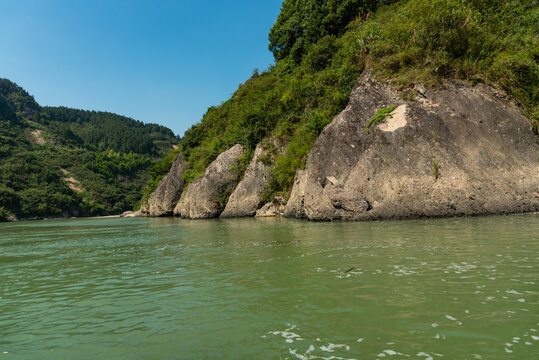 崀山漂流景区河面风景