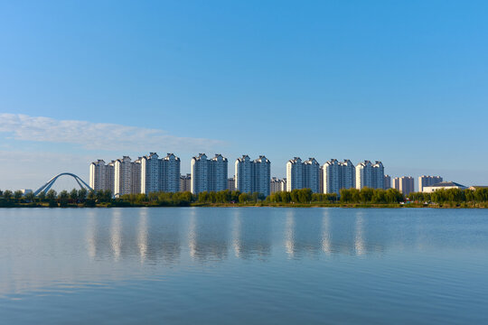 夏日城市休闲广场