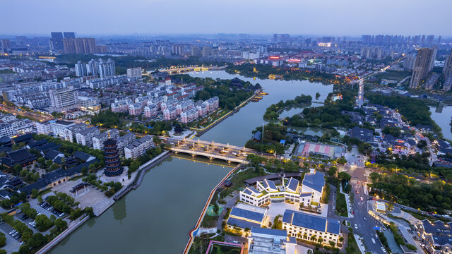 航拍江苏泰州城市景观夜景