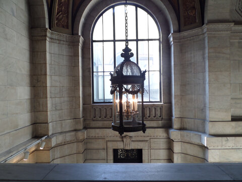 纽约公共图书馆古老的吊灯
