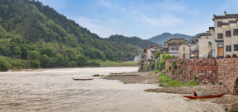 歙县鱼梁坝全景图