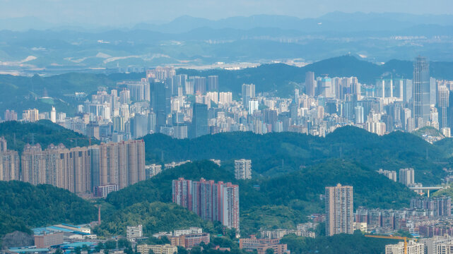 贵阳山峦