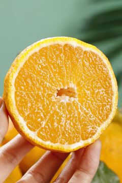 深底上的丑橘