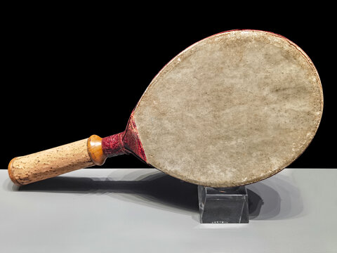 19世纪短柄鼓状乒乓球拍