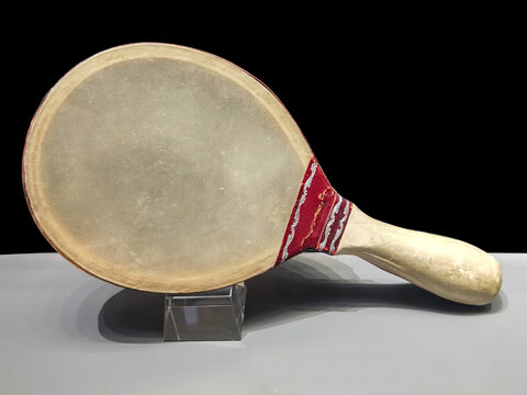 19世纪短柄鼓状乒乓球拍