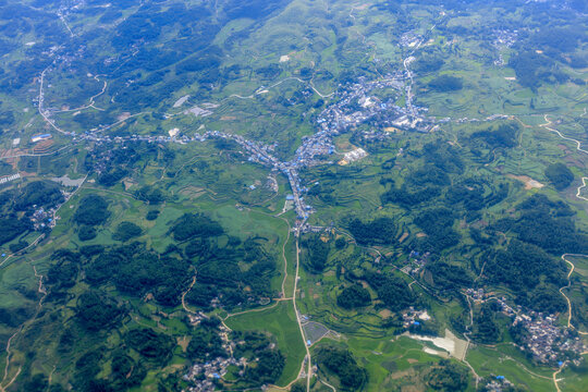 航拍贵州农村山区