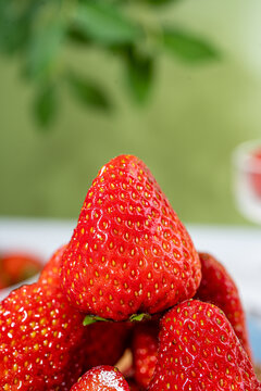 新鲜草莓